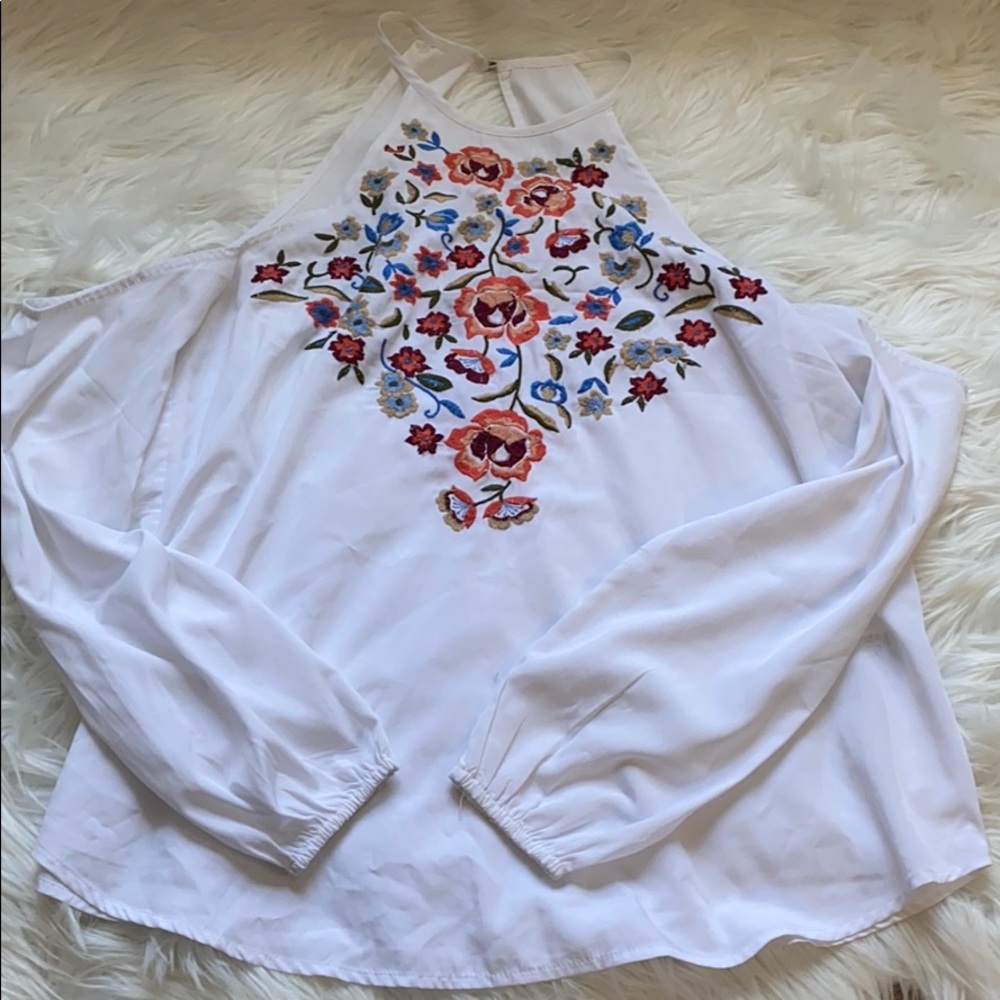 Abercrombie Cold shoulder embroidered top
